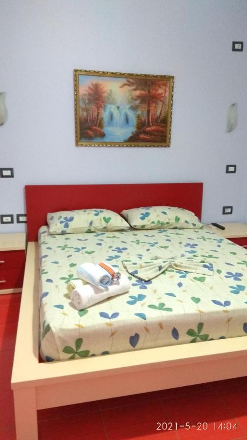 Hotel Emi 3* Himarë