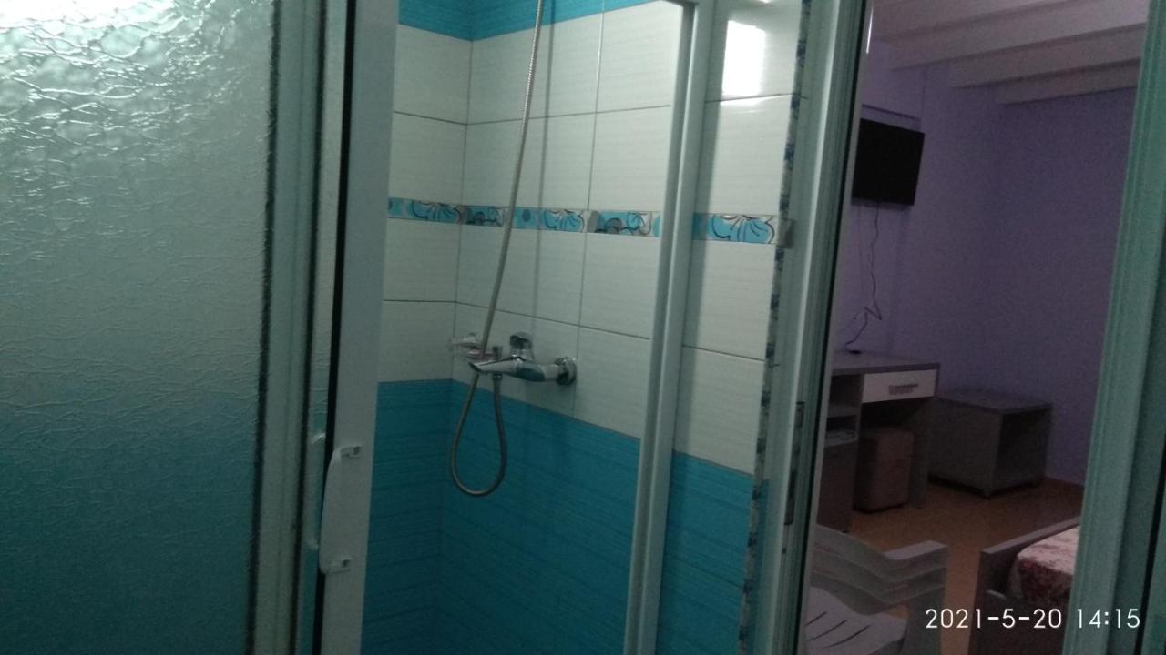 Hotel Emi 3* Himarë