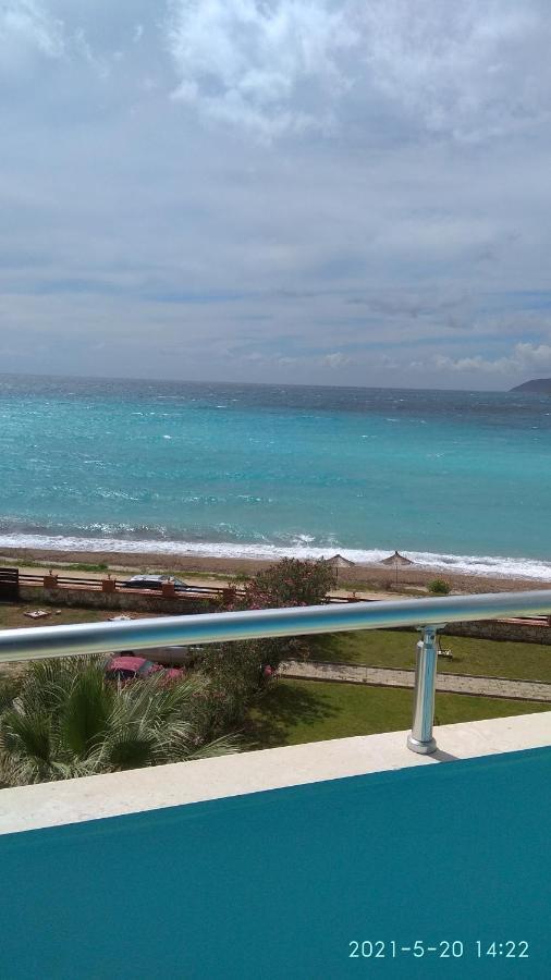 Hotel Emi Hotel 3*